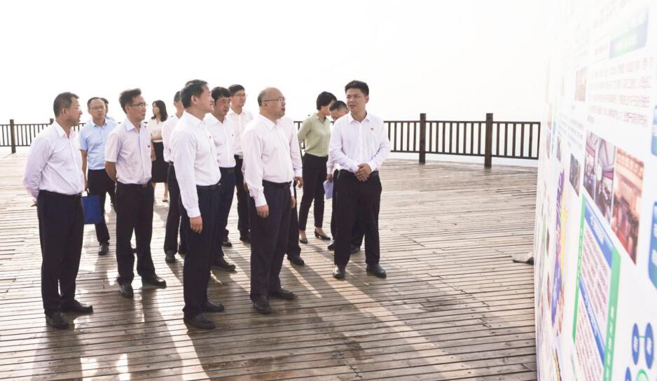 省委常委、组织部长王正谱到四川尊龙凯时集团调研指导工作